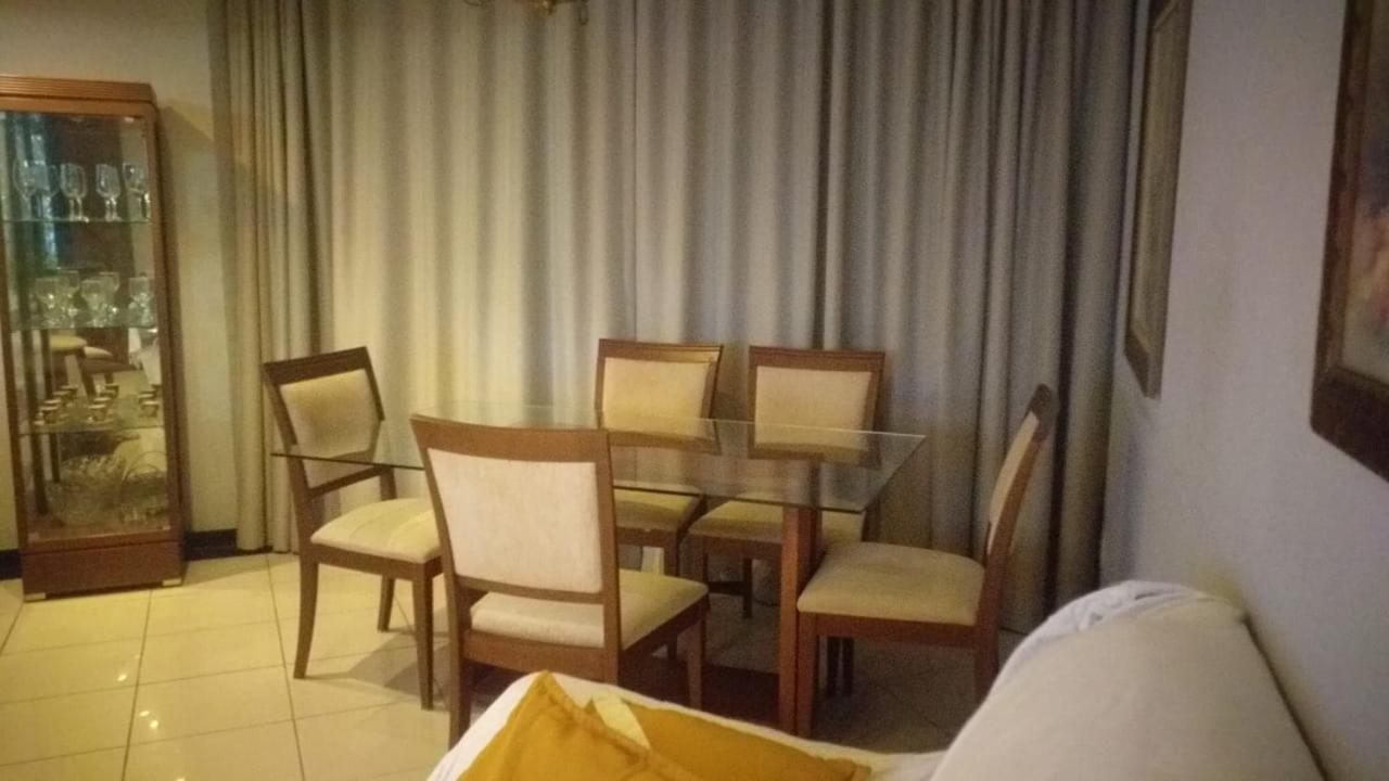 2/4, Arrumado, Porto Da Barra. Salvador Ngoại thất bức ảnh